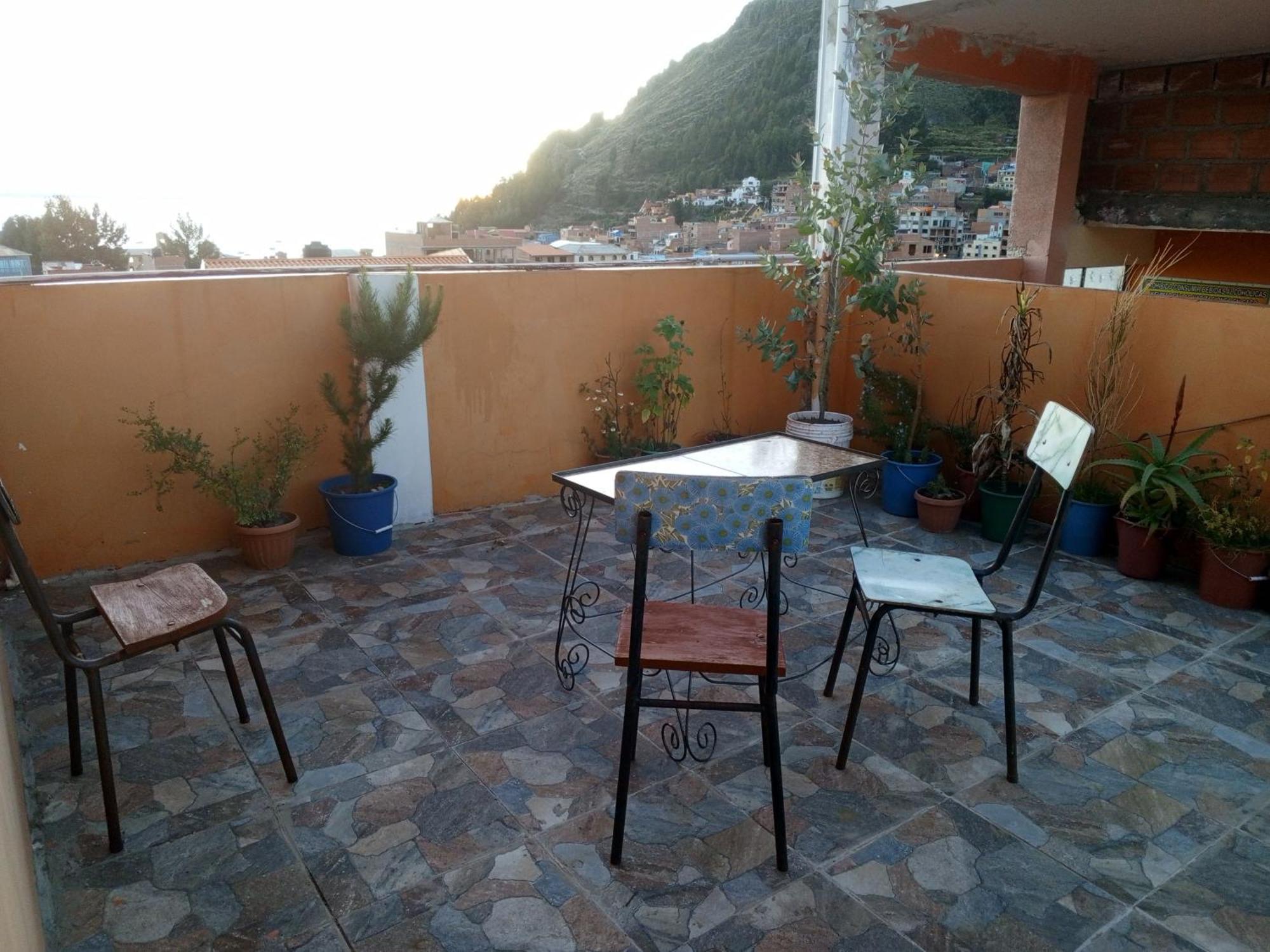 Hostal Puerto Alegre Copacabana Kültér fotó