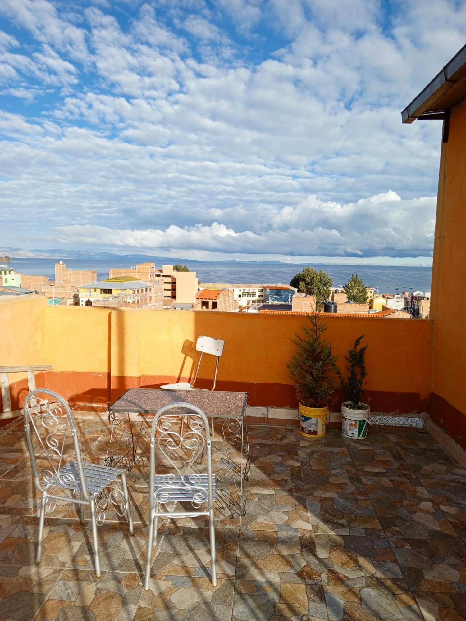 Hostal Puerto Alegre Copacabana Kültér fotó